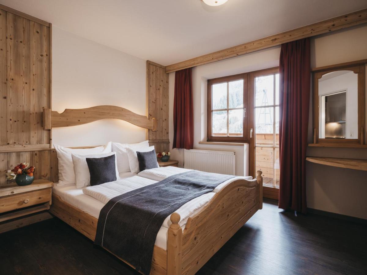 Vaya Post Saalbach Inklusive Joker Card Hotel Exterior photo